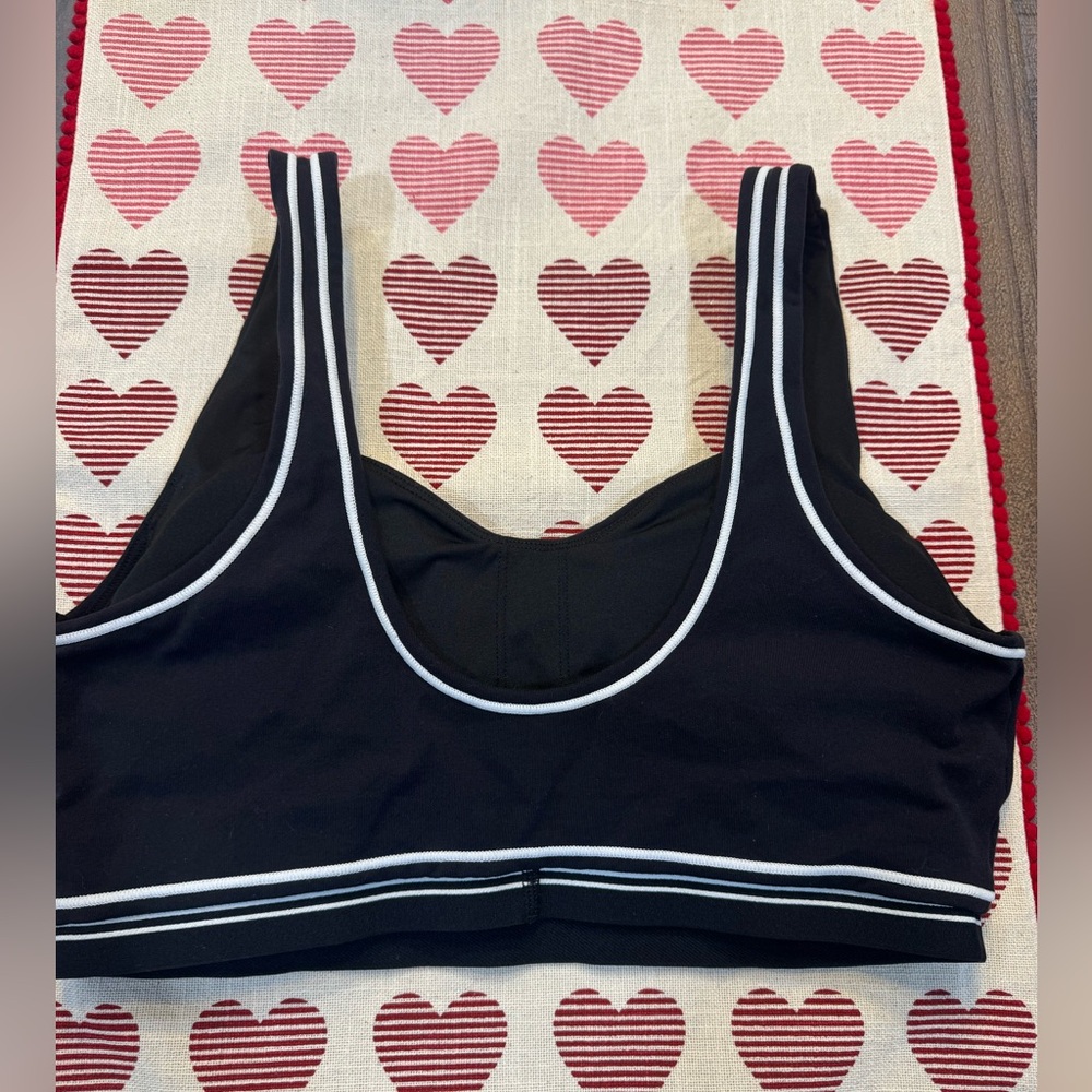 ALO Airbrush Heart Throb Bra - Picture 2 of 5